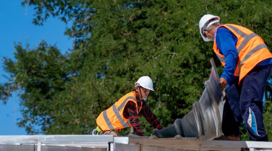 Roof repair in Conroe, TX